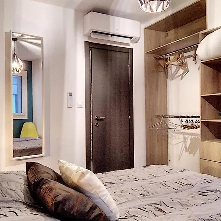 Le Serra Daire Juan-les-Pins