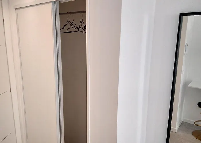 Le Serra * 胡安莱潘