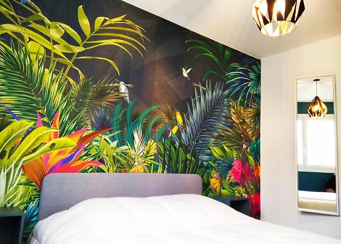 Le Serra 胡安莱潘